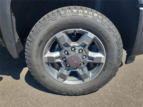 New 2026 GMC Sierra 3500 SLT w/ SLT Premium Package AWD/4WD image 6