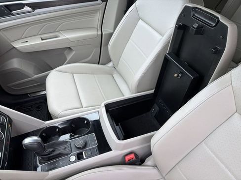 Used 2023 Volkswagen Atlas SE image 22