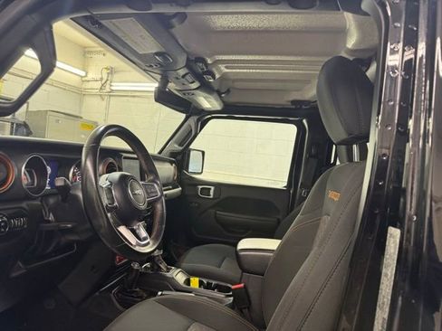 Used 2022 Jeep Gladiator Mojave w/ Trailer Tow Package image 14