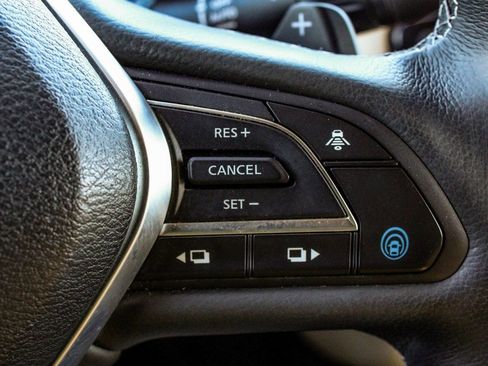 Used 2022 INFINITI QX50 Sensory image 28