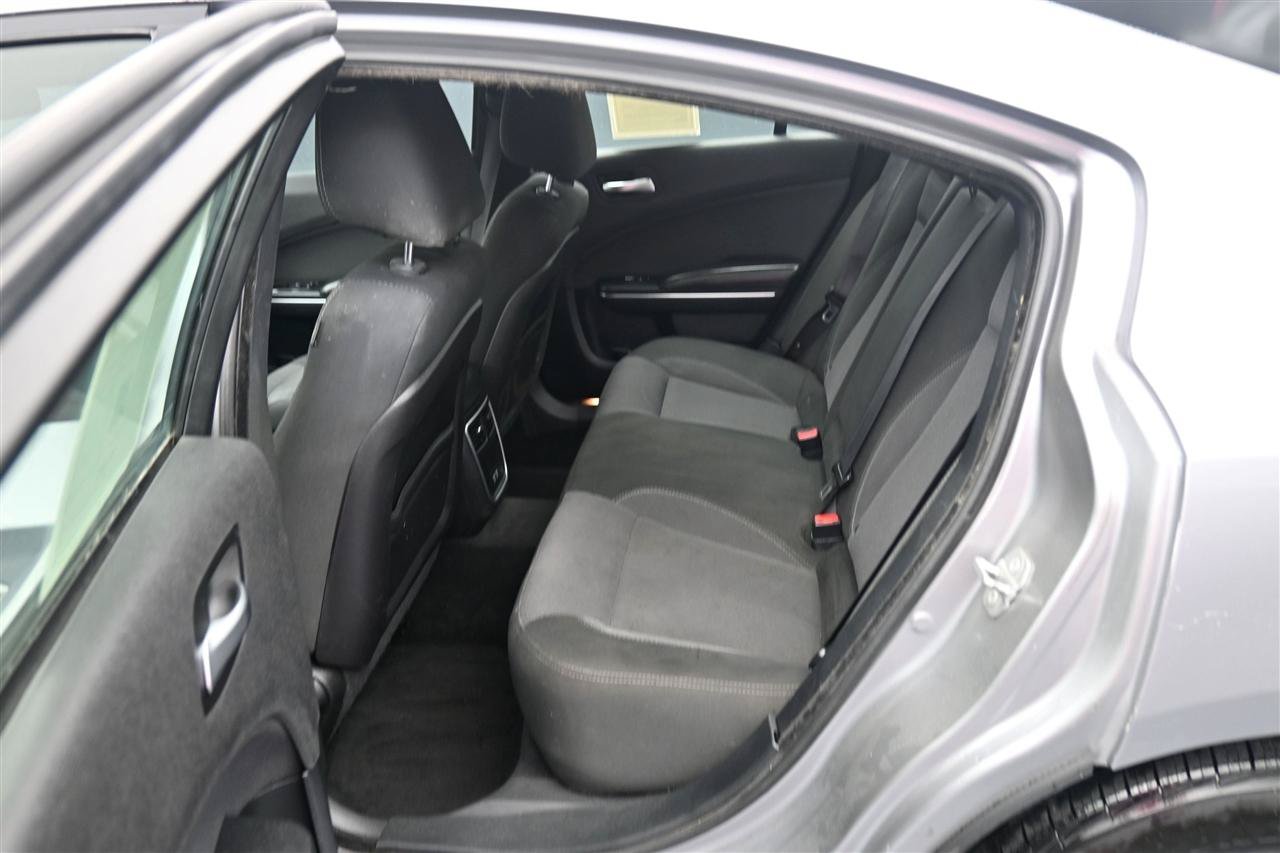 Used 2016 Dodge Charger SE w/ Popular Equipment Group RWD image 10