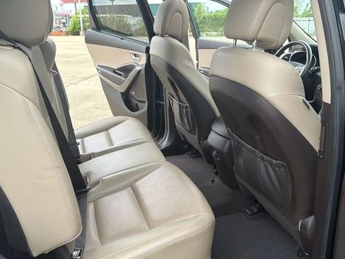 Used 2017 Hyundai Santa Fe FWD image 26
