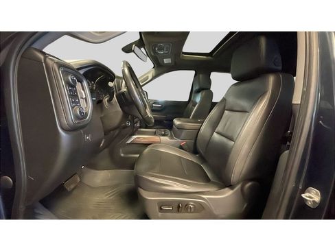 Used 2021 Chevrolet Silverado 1500 LT Trail Boss w/ LT Trail Boss Premium Package AWD/4WD image 13
