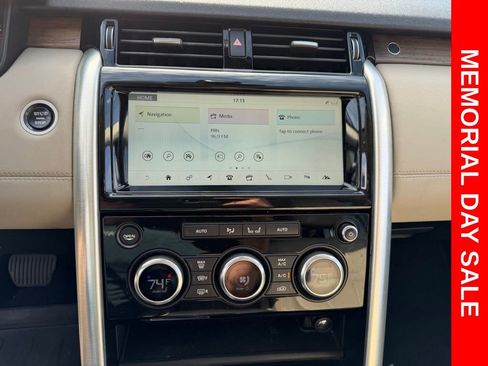 Used 2018 Land Rover Discovery HSE AWD/4WD image 29
