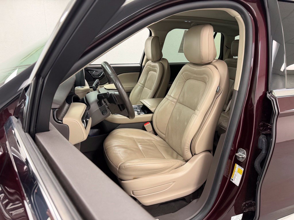Used 2020 Lincoln Aviator Reserve w/ Equipment Group 201A AWD/4WD image 23
