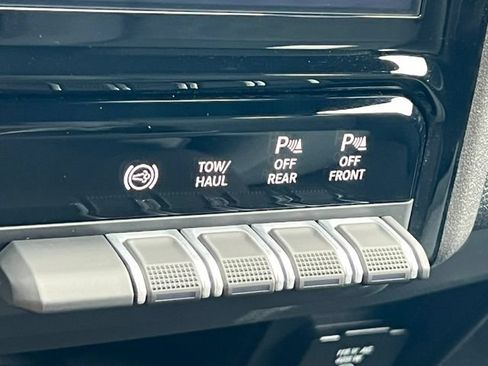 Used 2025 RAM 2500 Tradesman AWD/4WD image 31