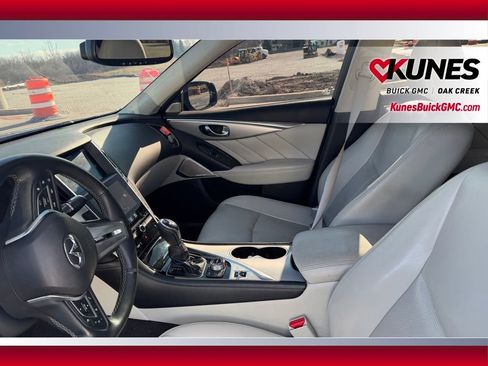 Used 2022 INFINITI Q50 Luxe w/ Cargo Package image 9