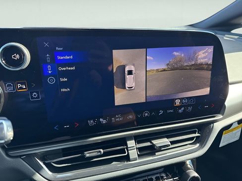 New 2026 Chevrolet Equinox EV RS w/ Convenience Package II image 26