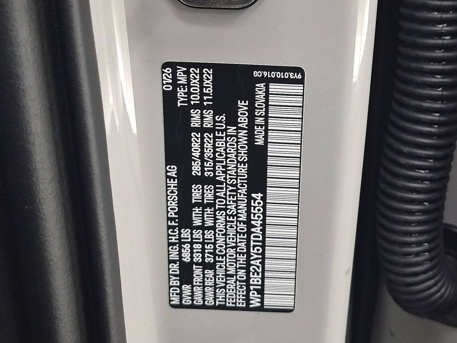 Certified 2026 Porsche Cayenne E-Hybrid Coupe AWD/4WD image 29