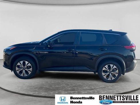 Used 2023 Nissan Rogue SV FWD image 8