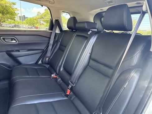 Used 2021 Nissan Rogue SL FWD image 21