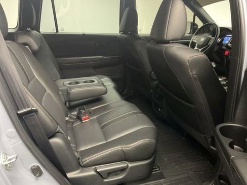 Used 2023 Honda Passport TrailSport image 30