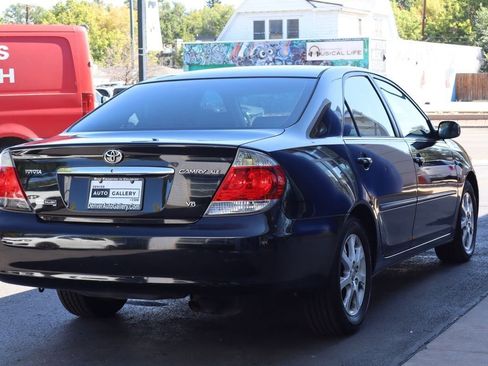 Used 2005 Toyota Camry XLE image 5