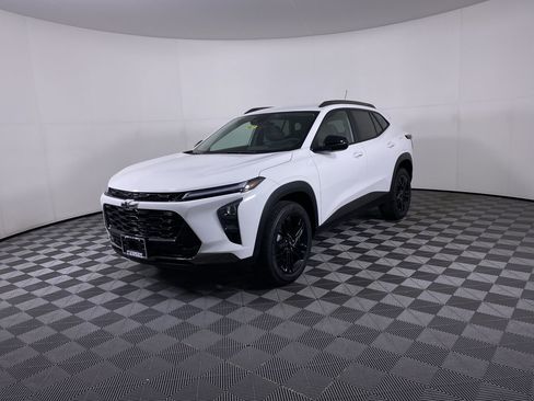 New 2025 Chevrolet Trax ACTIV w/ Driver Confidence Package image 16