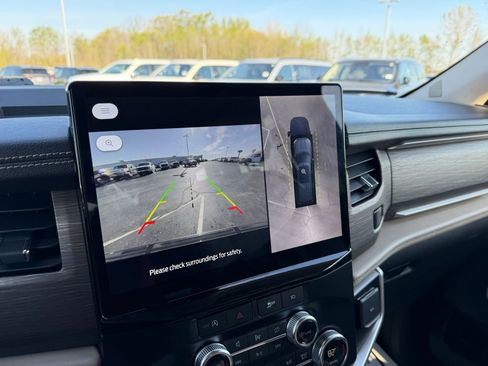 Used 2024 Ford Expedition Max Limited image 22