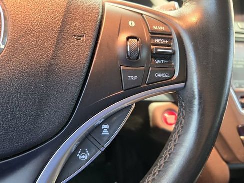 Used 2020 Acura MDX FWD image 18