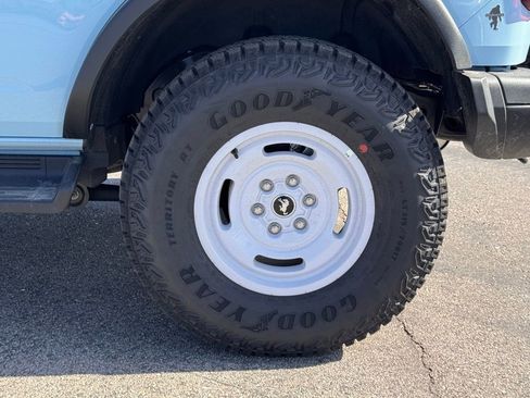 New 2025 Ford Bronco Heritage Edition image 14