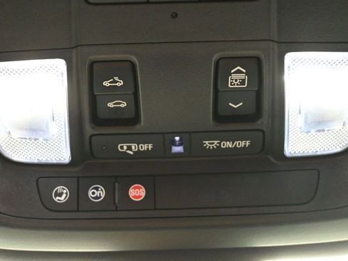 Used 2020 Cadillac XT6 Sport AWD/4WD image 22