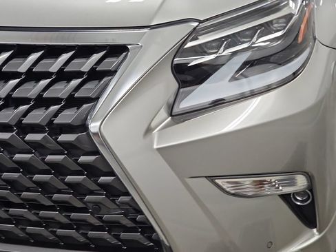 Used 2023 Lexus GX 460 Premium w/ Premium Package AWD/4WD image 33