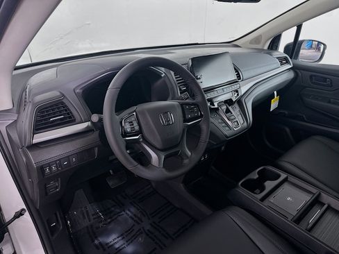 New 2026 Honda Odyssey EX-L image 9