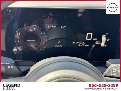 Used 2025 Nissan Kicks SV AWD/4WD image 23