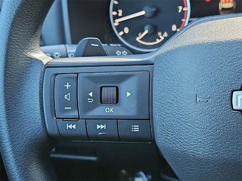 Certified 2025 Nissan Rogue S image 22