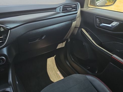 Used 2022 Ford Escape SEL w/ SEL Stealth AWD Package image 33
