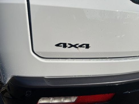 New 2026 Jeep Grand Wagoneer 4WD w/ Premium Group I image 10