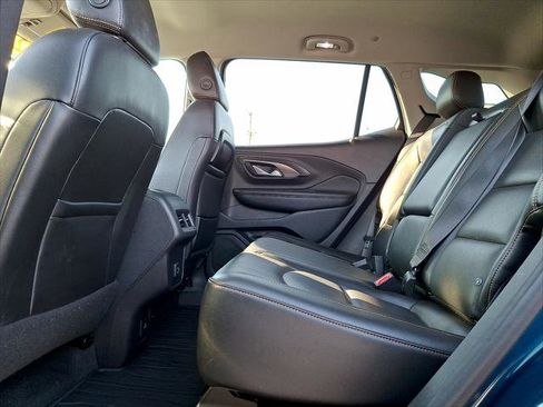 Used 2021 GMC Terrain SLT image 12