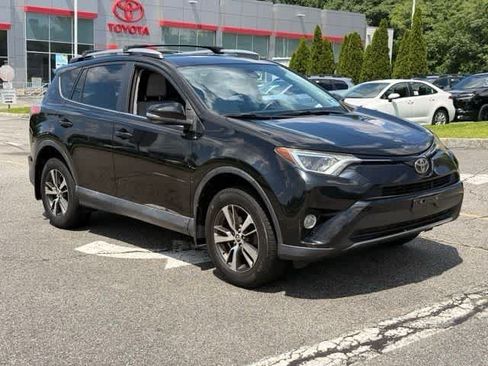 Used 2017 Toyota RAV4 XLE w/ All Weather Liner Package AWD/4WD image 3