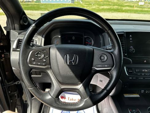 Used 2022 Honda Pilot TrailSport image 8