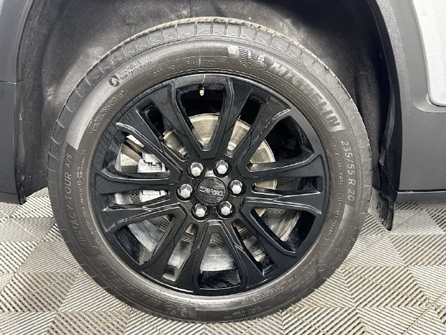 Used 2023 GMC Acadia SLT w/ Elevation Edition FWD image 30