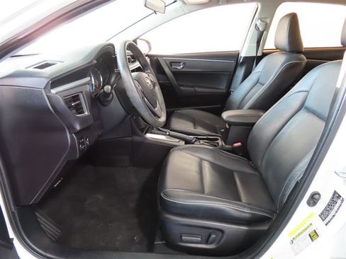 Used 2015 Toyota Corolla LE Premium image 18