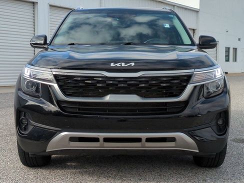 Used 2023 Kia Seltos S image 9