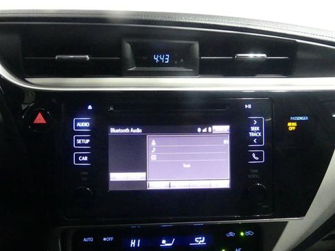 Used 2019 Toyota Corolla LE image 41