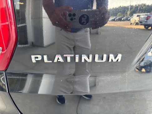 Certified 2018 Ford Explorer Platinum AWD/4WD image 14