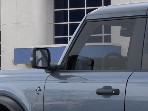 New 2025 Ford Bronco Outer Banks w/ Black Appearance Package image 22