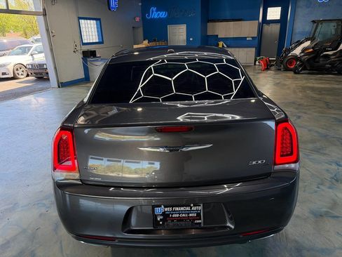 Used 2017 Chrysler 300 S AWD/4WD image 12