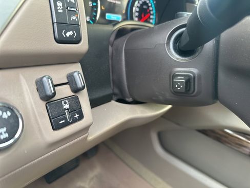 Used 2017 GMC Yukon SLT w/ Open Road Package image 27