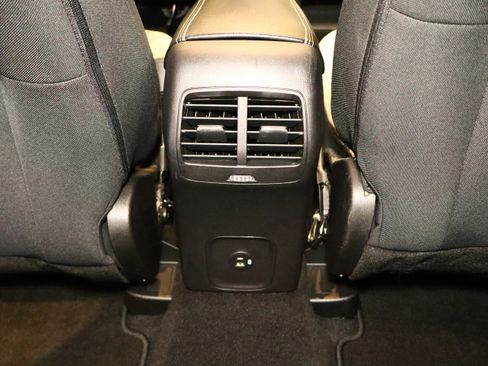 Used 2022 Ford Escape SE w/ Convenience Package image 37