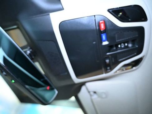 Used 2025 Subaru Outback Limited w/ Popular Package #2 image 39