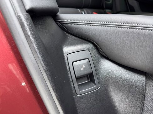 Used 2022 BMW X4 xDrive30i w/ Premium Package image 49