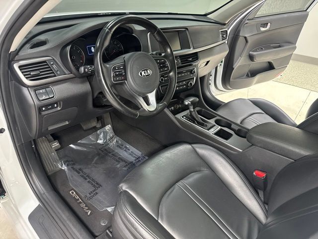 Used 2018 Kia Optima S w/ Panoramic Sunroof Package FWD image 12
