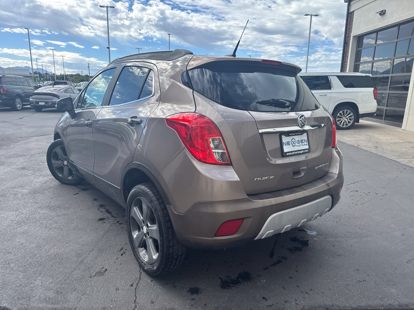 Used 2014 Buick Encore FWD image 6