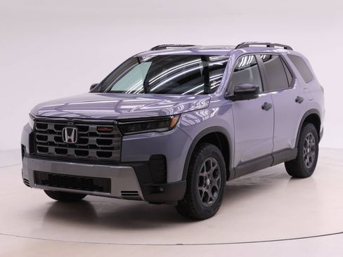 New 2026 Honda Pilot TrailSport image 1