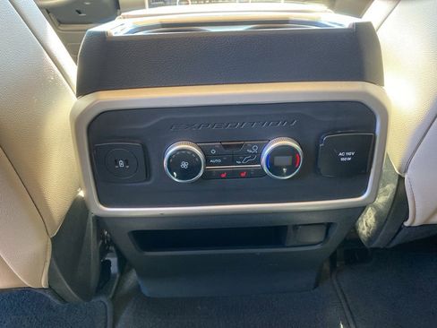Certified 2024 Ford Expedition Max Limited RWD image 21