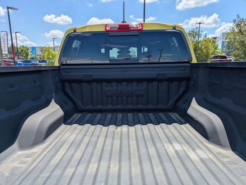 Used 2023 GMC Canyon AT4 w/ AT4 Premium Package AWD/4WD image 31