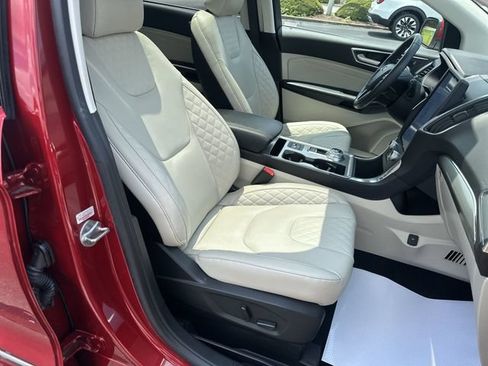 Used 2023 Ford Edge Titanium w/ Equipment Group 301A AWD/4WD image 28
