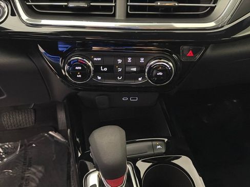 Certified 2026 Chevrolet Trax RS w/ Driver Confidence Package FWD image 22