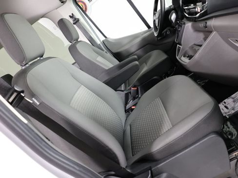 Used 2024 Ford Transit 350 XLT image 10